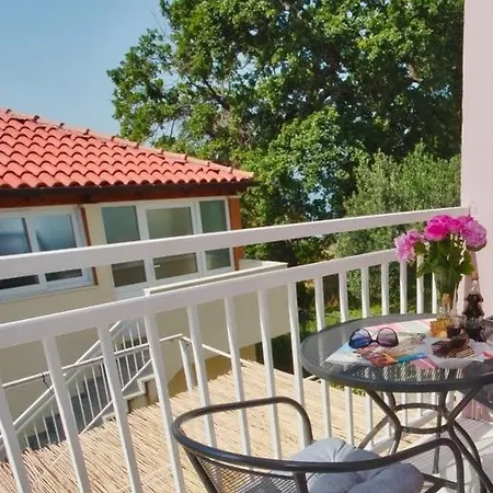Leona Appartement Mlini