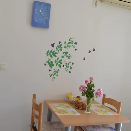Leona Appartement Mlini